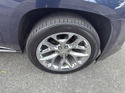 2020 Cadillac Escalade ESV Premium Luxury   - Photo 12 - Nashville, TN 37210