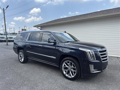 2020 Cadillac Escalade ESV Premium Luxury   - Photo 2 - Nashville, TN 37210