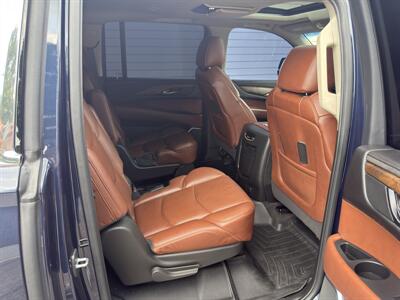 2020 Cadillac Escalade ESV Premium Luxury   - Photo 33 - Nashville, TN 37210