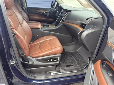 2020 Cadillac Escalade ESV Premium Luxury   - Photo 34 - Nashville, TN 37210