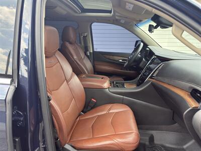 2020 Cadillac Escalade ESV Premium Luxury   - Photo 35 - Nashville, TN 37210