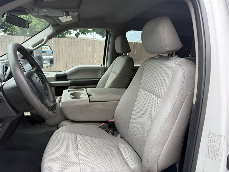 2021 Ford F-550 Super Duty XLT - Photo 14 - Nashville, TN 37210