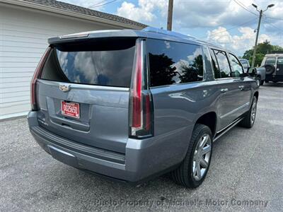 2018 Cadillac Escalade ESV Premium Luxury   - Photo 2 - Nashville, TN 37210