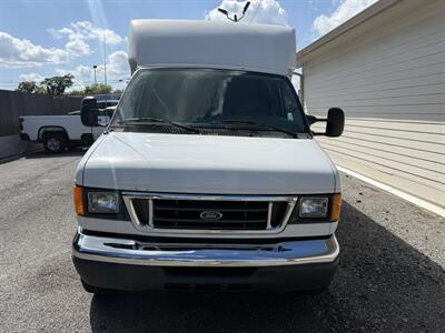 2006 Ford E-350 SD   - Photo 3 - Nashville, TN 37210