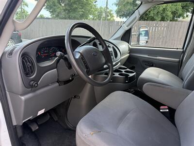 2006 Ford E-350 SD   - Photo 20 - Nashville, TN 37210
