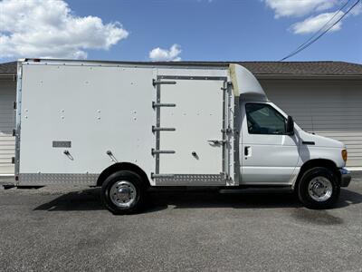 2006 Ford E-350 SD Van