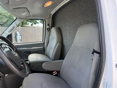 2006 Ford E-350 SD   - Photo 21 - Nashville, TN 37210