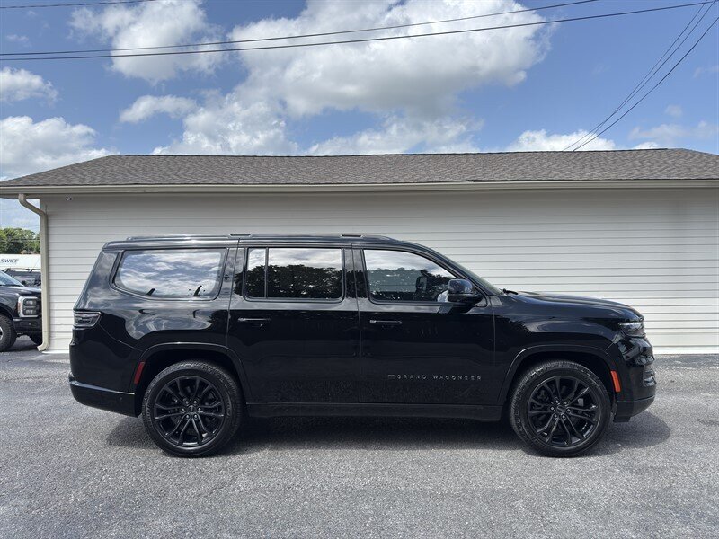 2022 Jeep Grand Wagoneer Obsidian - Photo 1 - Nashville, TN 37210