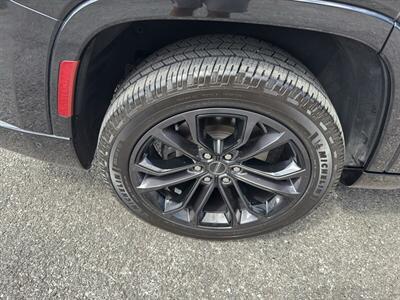 2022 Jeep Grand Wagoneer Obsidian   - Photo 11 - Nashville, TN 37210