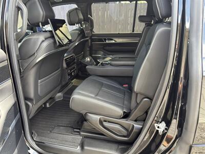 2022 Jeep Grand Wagoneer Obsidian   - Photo 24 - Nashville, TN 37210