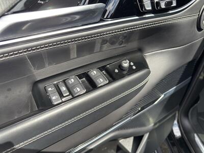 2022 Jeep Grand Wagoneer Obsidian   - Photo 17 - Nashville, TN 37210