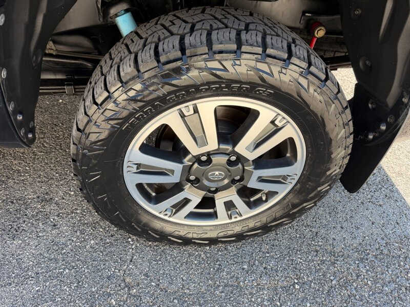 2021 Toyota Tundra SR5 - Photo 16 - Nashville, TN 37210