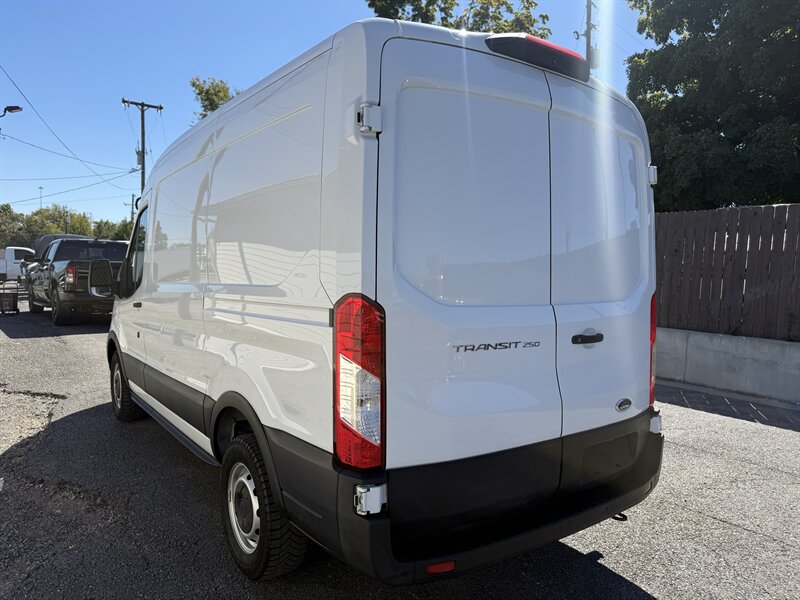 2020 Ford Transit 250 - Photo 27 - Nashville, TN 37210