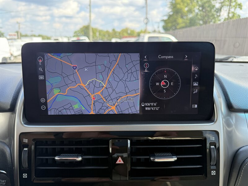 2022 Lexus GX 460 Luxury - Photo 14 - Nashville, TN 37210