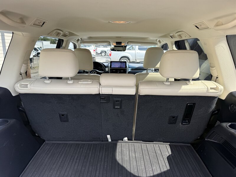 2022 Lexus GX 460 Luxury - Photo 33 - Nashville, TN 37210
