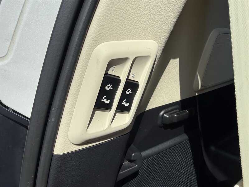 2022 Lexus GX 460 Luxury - Photo 32 - Nashville, TN 37210