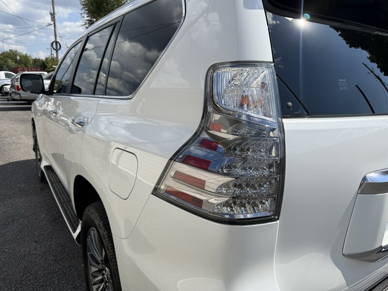 2022 Lexus GX 460 Luxury - Photo 37 - Nashville, TN 37210