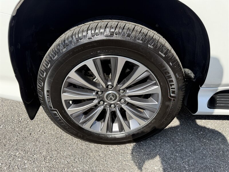 2022 Lexus GX 460 Luxury - Photo 39 - Nashville, TN 37210