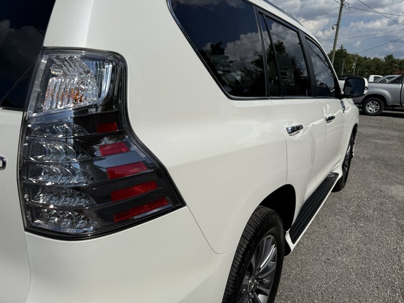 2022 Lexus GX 460 Luxury - Photo 36 - Nashville, TN 37210