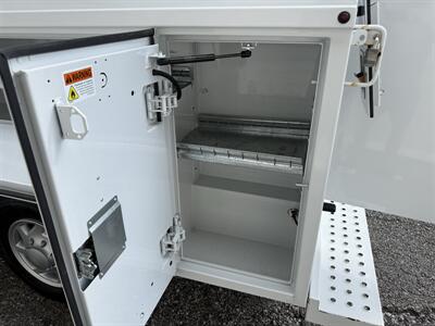 2023 Ford E-350 SD - Photo 30 - Nashville, TN 37210