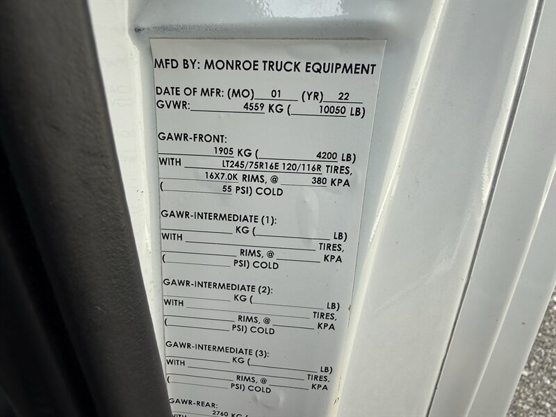 2023 Ford E-350 SD - Photo 3 - Nashville, TN 37210