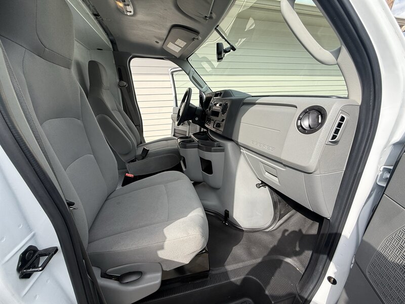 2023 Ford E-350 SD - Photo 44 - Nashville, TN 37210