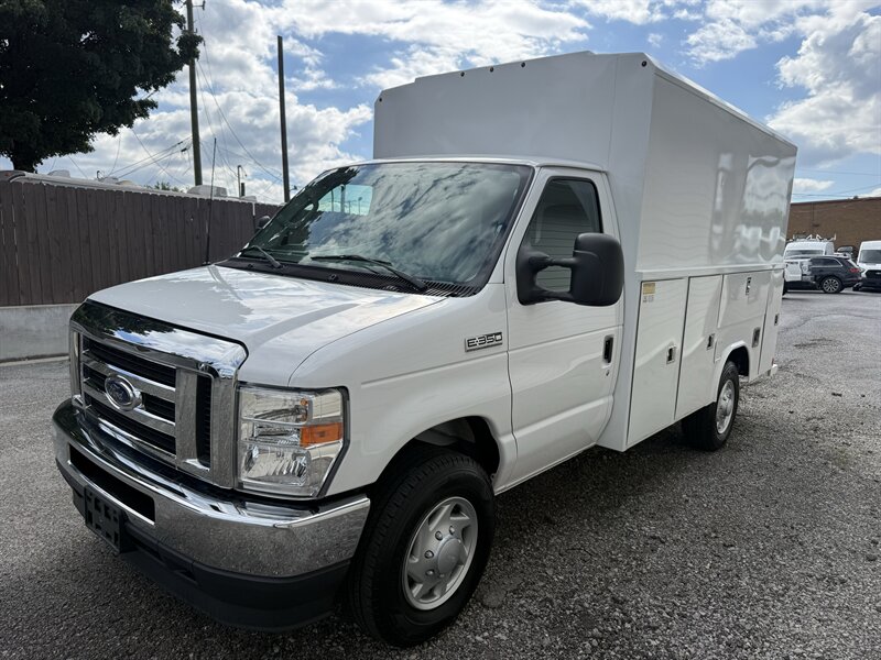 2023 Ford E-350 SD - Photo 15 - Nashville, TN 37210