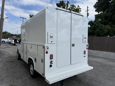 2023 Ford E-350 SD - Photo 17 - Nashville, TN 37210