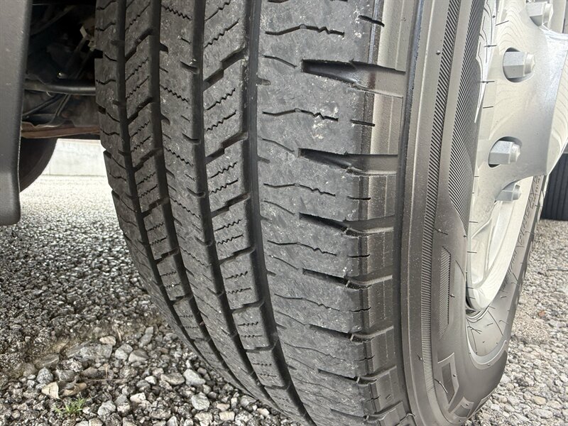 2023 Ford E-350 SD - Photo 14 - Nashville, TN 37210