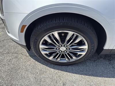 2017 Cadillac XT5 Premium Luxury   - Photo 13 - Nashville, TN 37210
