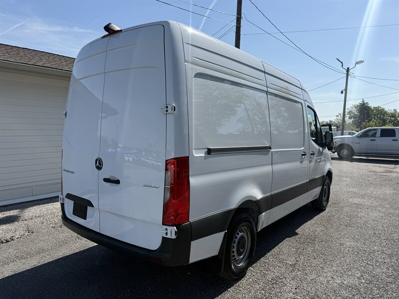 2025 Mercedes-Benz Sprinter 2500 - Photo 13 - Nashville, TN 37210