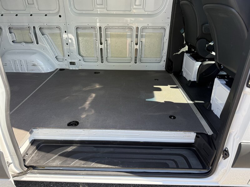 2025 Mercedes-Benz Sprinter 2500 - Photo 11 - Nashville, TN 37210