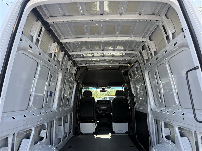 2025 Mercedes-Benz Sprinter 2500 - Photo 16 - Nashville, TN 37210