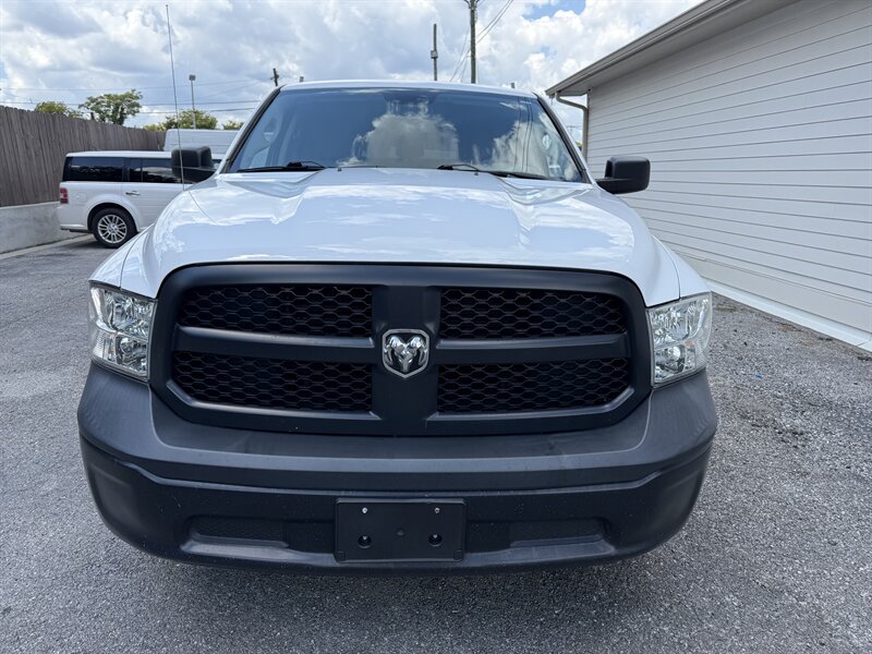 2019 Ram 1500 Classic Tradesman photo 3