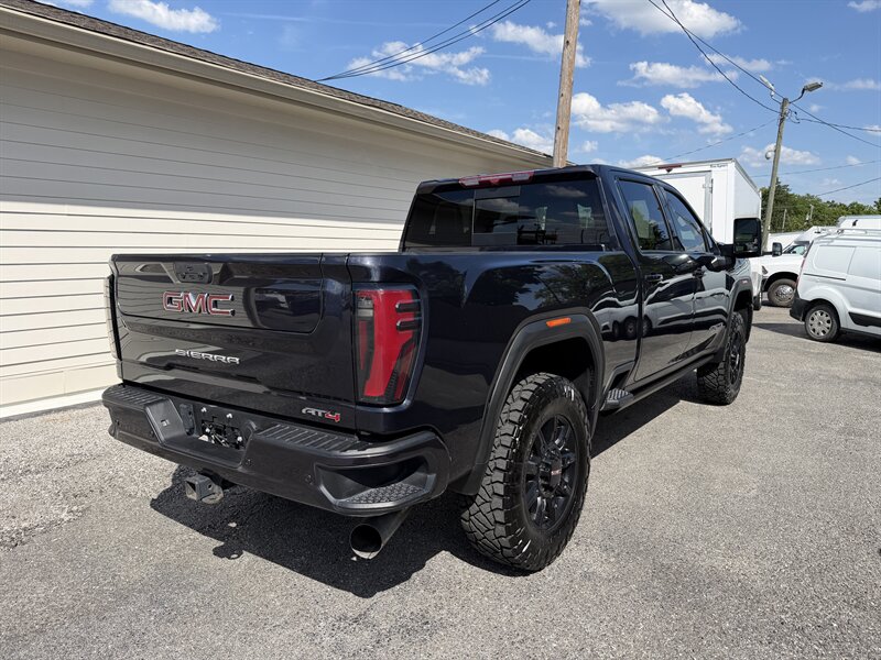 2024 GMC Sierra 2500HD AT4 - Photo 11 - Nashville, TN 37210