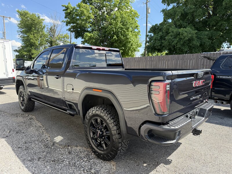 2024 GMC Sierra 2500HD AT4 - Photo 8 - Nashville, TN 37210
