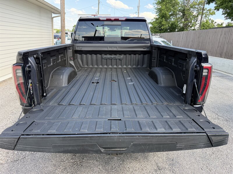 2024 GMC Sierra 2500HD AT4 - Photo 29 - Nashville, TN 37210