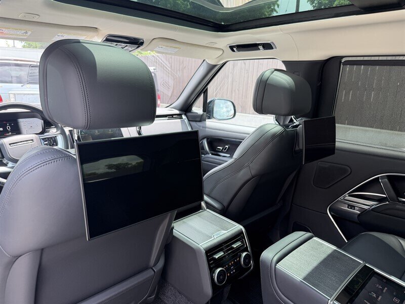 2023 Land Rover Range Rover P530 First Edition LWB - Photo 30 - Nashville, TN 37210