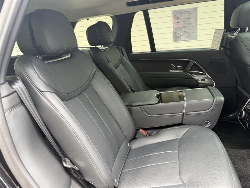 2023 Land Rover Range Rover P530 First Edition LWB - Photo 39 - Nashville, TN 37210