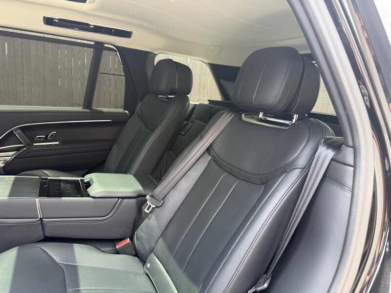 2023 Land Rover Range Rover P530 First Edition LWB - Photo 28 - Nashville, TN 37210