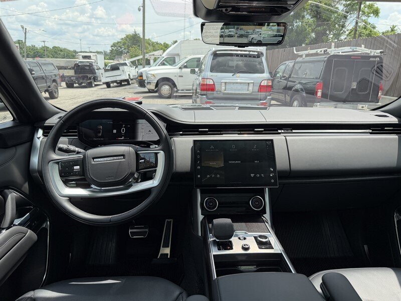 2023 Land Rover Range Rover P530 First Edition LWB - Photo 33 - Nashville, TN 37210