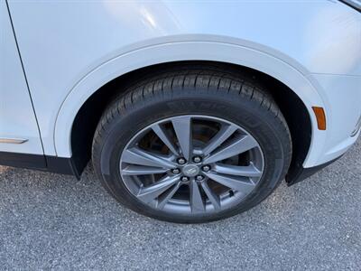 2017 Cadillac XT5 Luxury   - Photo 12 - Nashville, TN 37210