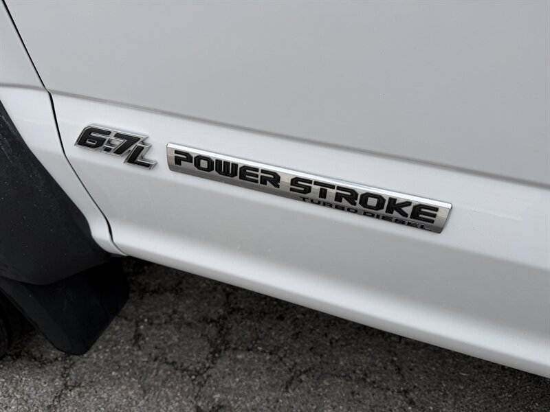 2018 Ford F-450 Super Duty - Photo 17 - Nashville, TN 37210