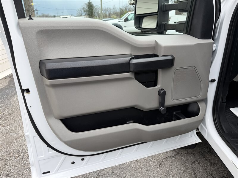 2018 Ford F-450 Super Duty - Photo 19 - Nashville, TN 37210