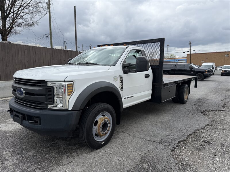 2018 Ford F-450 Super Duty - Photo 5 - Nashville, TN 37210