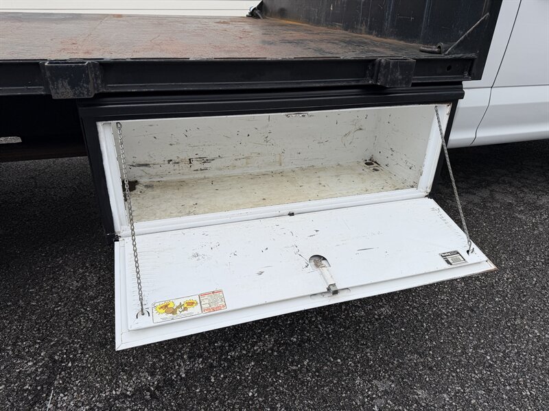 2018 Ford F-450 Super Duty - Photo 12 - Nashville, TN 37210