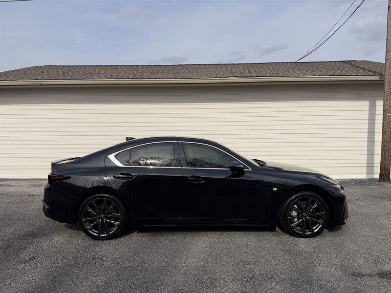 2022 Lexus IS 350 F SPORT   - Photo 1 - Nashville, TN 37210