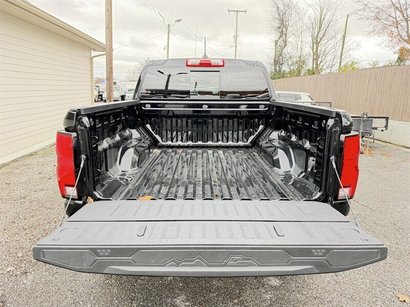 2024 Chevrolet Colorado LT - Photo 24 - Nashville, TN 37210