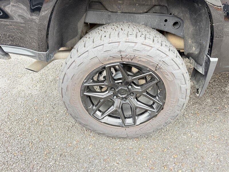 2024 Chevrolet Colorado LT - Photo 11 - Nashville, TN 37210