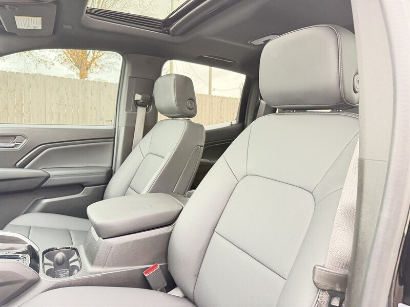 2024 Chevrolet Colorado LT - Photo 19 - Nashville, TN 37210